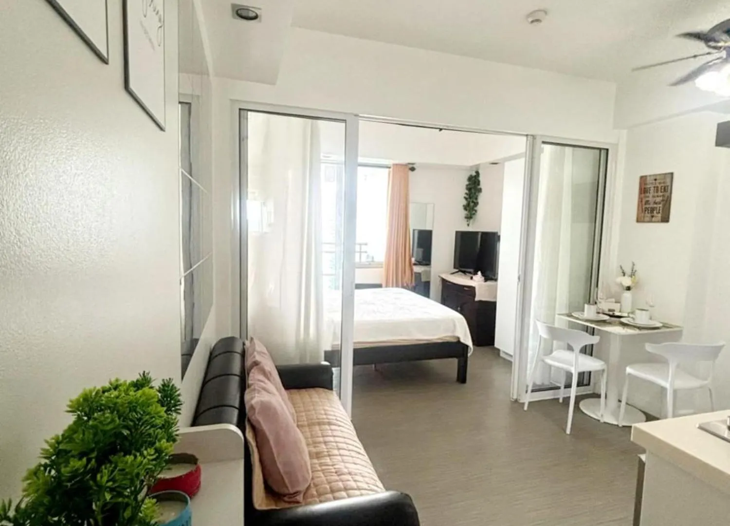 Apartment Grand Caliya Exquisite Suite Manila