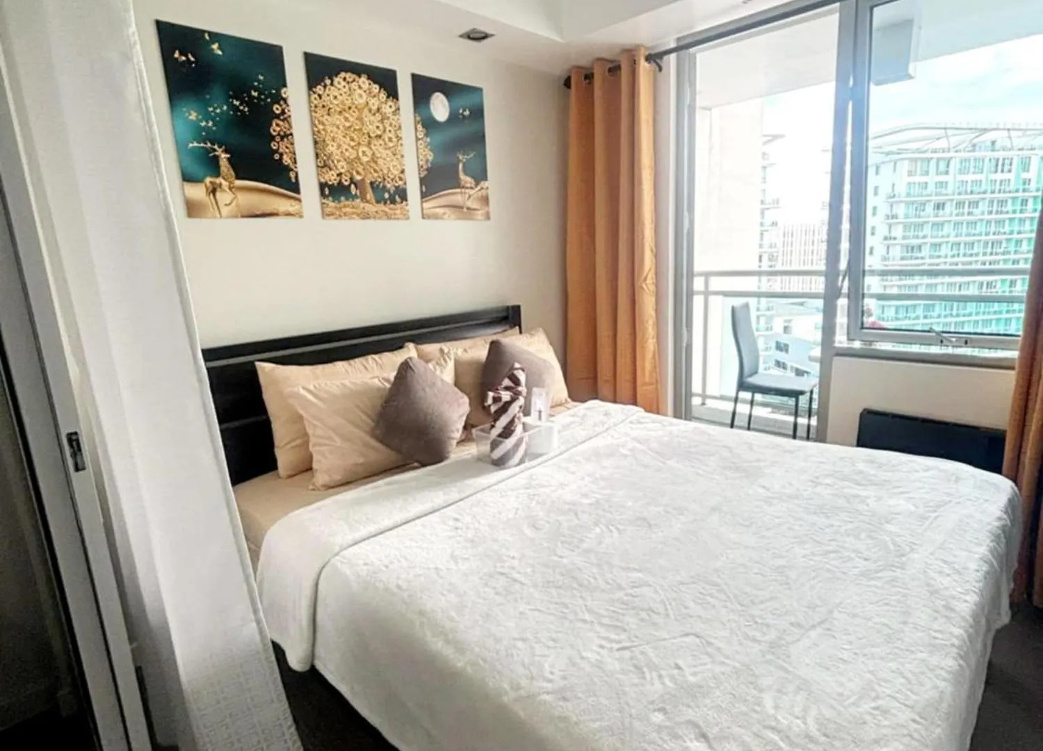 Grand Caliya Exquisite Suite Manila Apartment