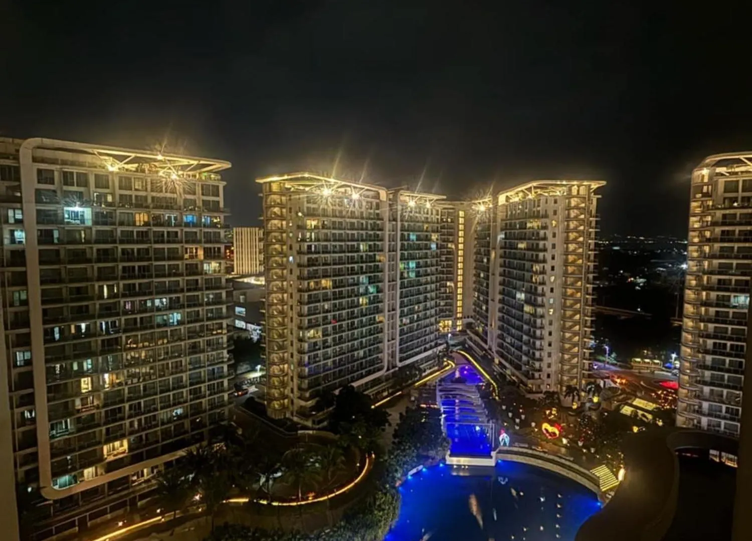Grand Caliya Exquisite Suite Manila 0*,  Philippines
