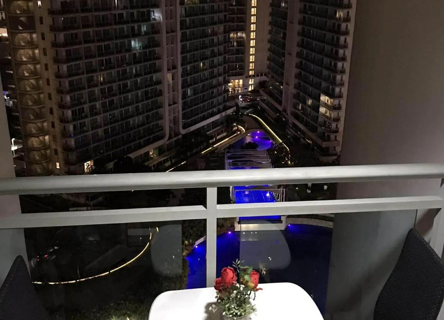 Grand Caliya Exquisite Suite Manila 0*,  Philippines