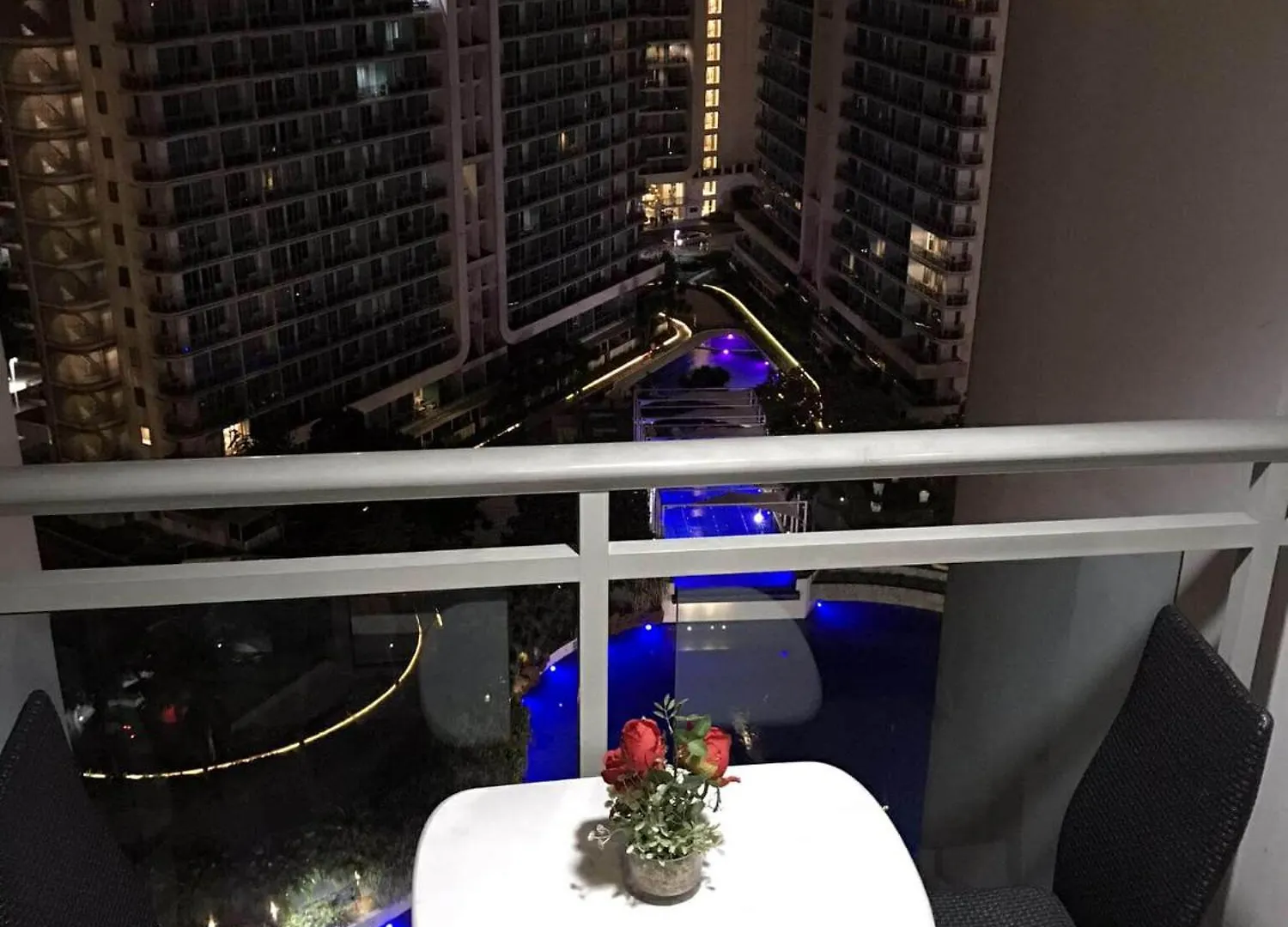 Grand Caliya Exquisite Suite Manila 0*,  Philippines